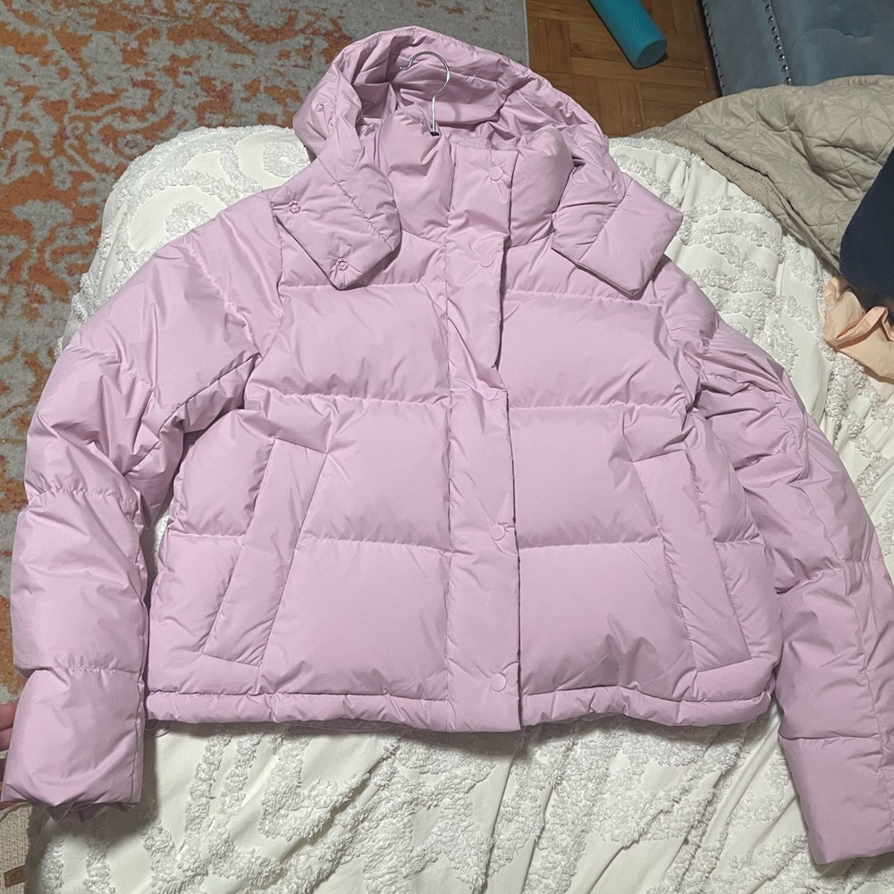 Lululemon pink peony Wunder Puff cropped jacket